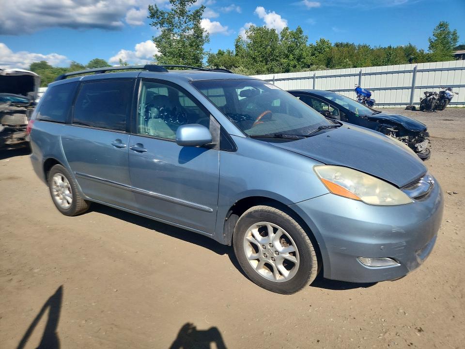Photo 4 from auction – 2006 TOYOTA SIENNA with VIN 5TDBA22C16S067155