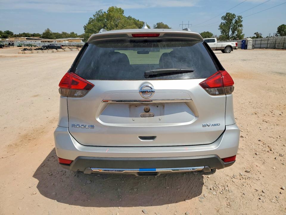 Photo 6 from auction – 2017 NISSAN ROGUE with VIN KNMAT2MV9HP540799