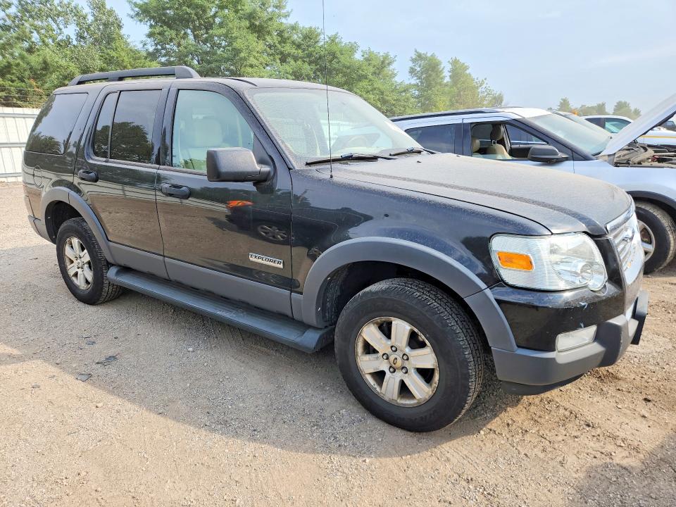 Photo 4 from auction – 2006 FORD EXPLORER with VIN 1FMEU73EX6UA89891