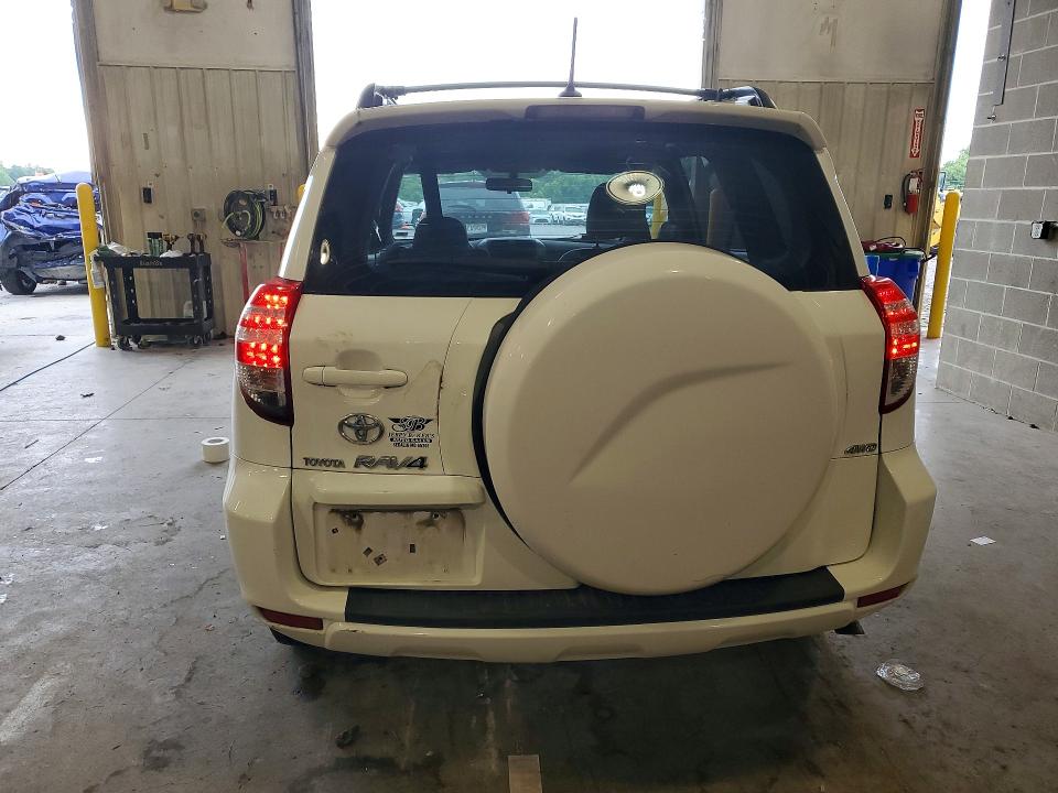 Photo 6 from auction – 2010 TOYOTA RAV4 with VIN 2T3BF4DV8AW033961