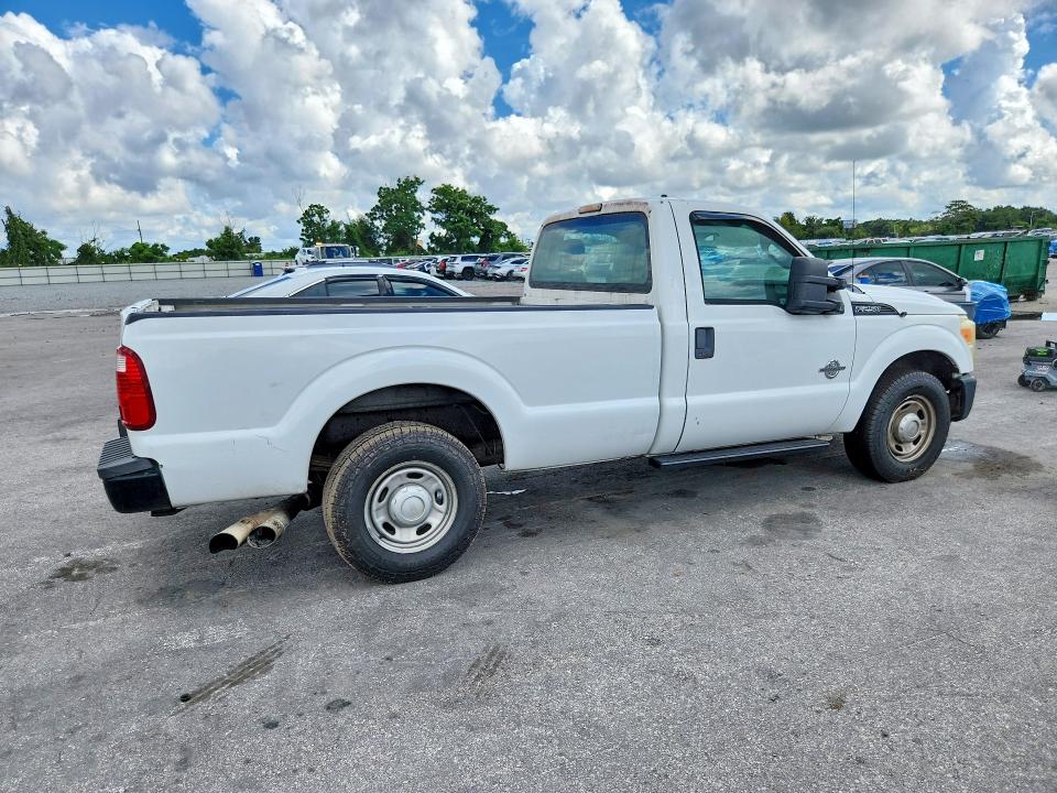 Photo 3 from auction – 2011 FORD F250 with VIN 1FTBF2AT1BEA75193