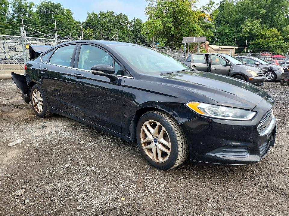 Photo 4 from auction – 2016 FORD FUSION with VIN 3FA6P0H71GR108487
