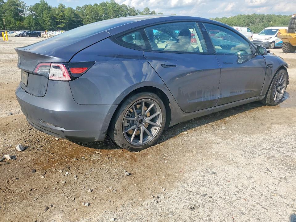 Photo 3 from auction – 2022 TESLA MODEL 3 with VIN 5YJ3E1EA8NF191231