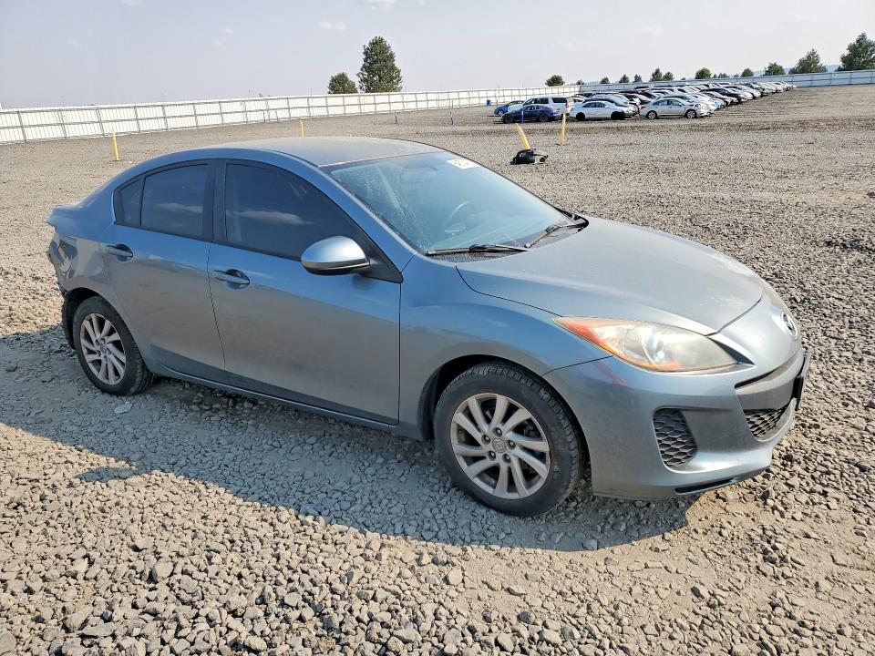 Photo 4 from auction – 2012 MAZDA 3 with VIN JM1BL1V87C1570001