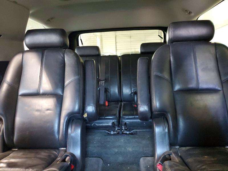 Photo 10 from auction – 2008 GMC YUKON with VIN 1GKFK63828J238306