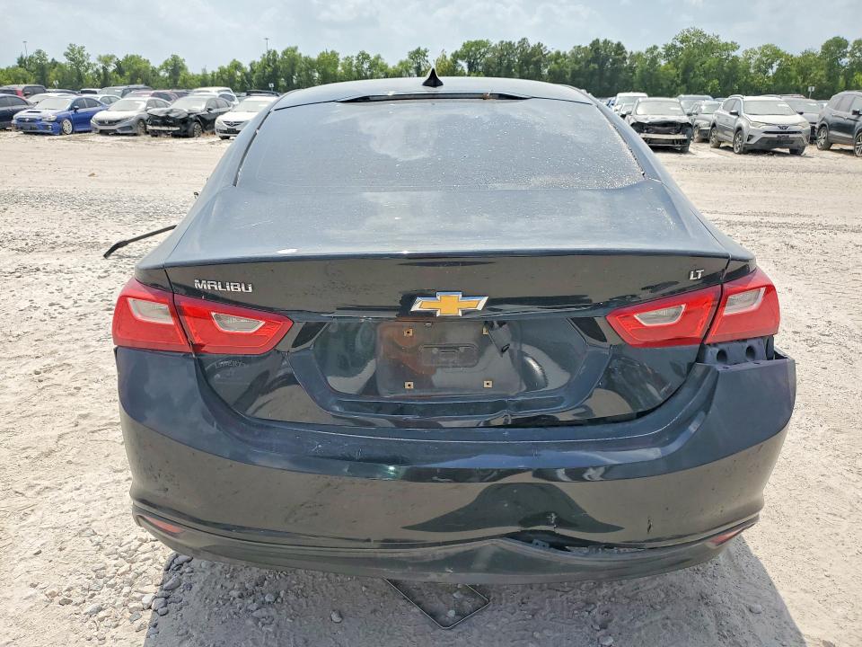 Photo 6 from auction – 2018 CHEVROLET MALIBU with VIN 1G1ZD5ST4JF201181