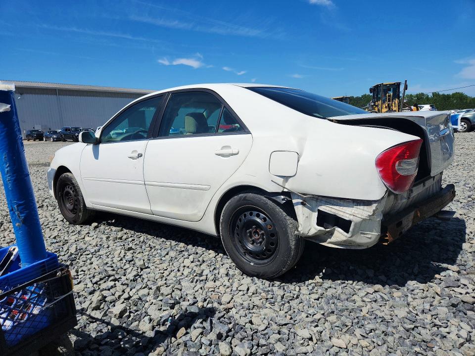 Photo 2 from auction – 2004 TOYOTA CAMRY with VIN 4T1BE32K34U363784