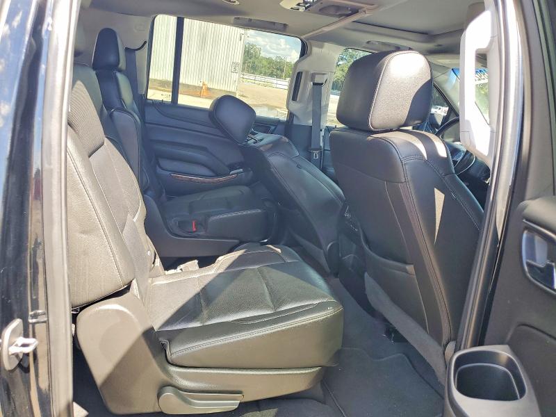Photo 10 from auction – 2019 CHEVROLET SUBURBAN with VIN 1GNSCJKC0KR198808