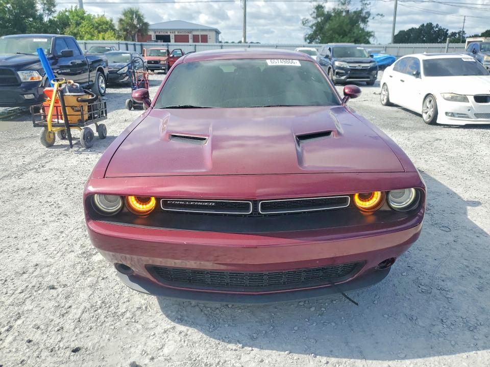 Photo 5 from auction – 2018 DODGE CHALLENGER with VIN 2C3CDZAG5JH325245