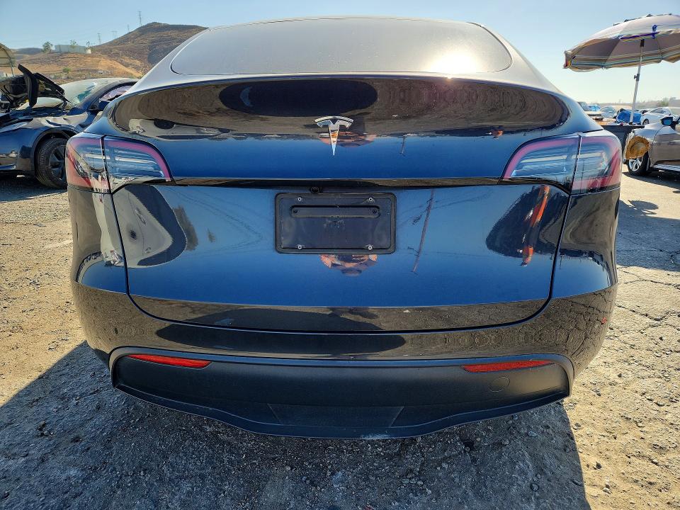Photo 6 from auction – 2025 TESLA MODEL Y with VIN 7SAYGDED7SF319596