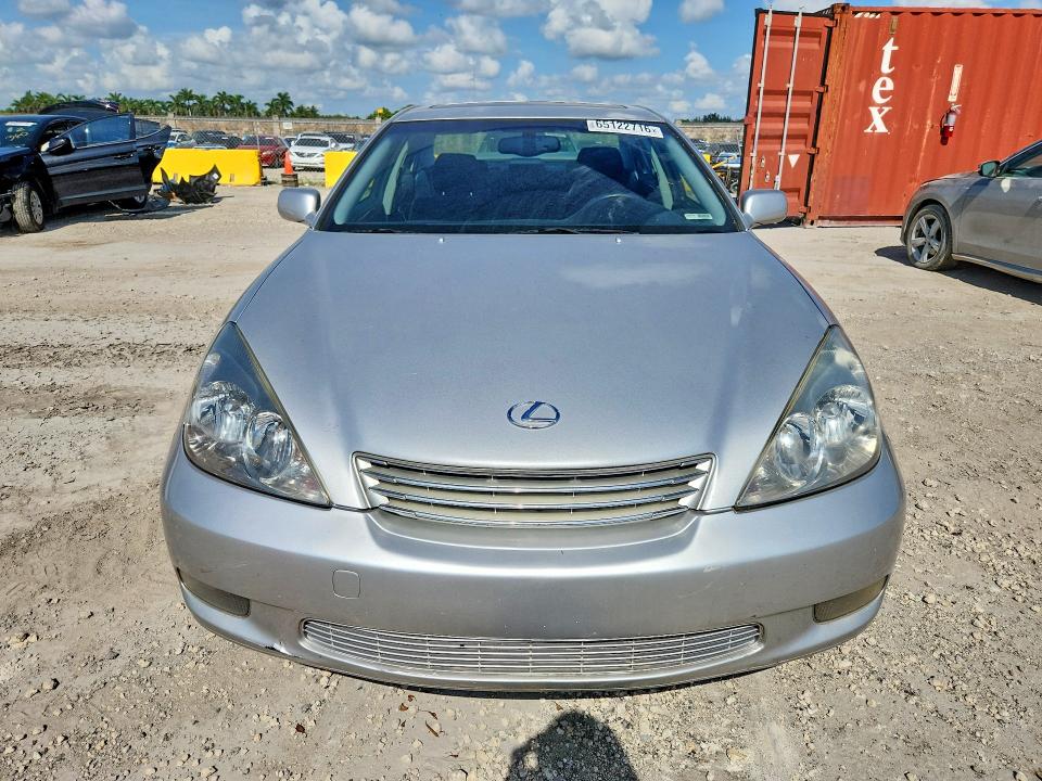 Photo 5 from auction – 2003 LEXUS ES with VIN JTHBF30G330094402