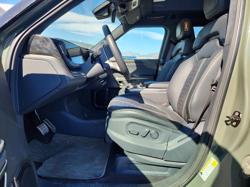 Photo 7 from auction – 2022 RIVIAN R1T with VIN 7FCTGAAL5NN001186