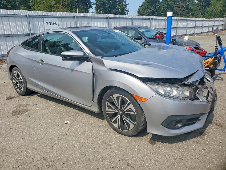 Photo 4 from auction – 2017 HONDA CIVIC with VIN 2HGFC3B37HH361972