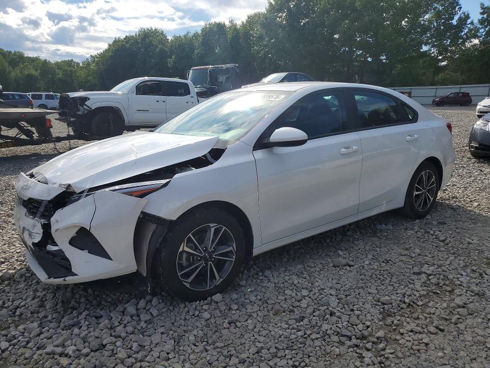 KIA FORTE 2023 with VIN 3KPF24AD0PE650316 - Photo from auction
