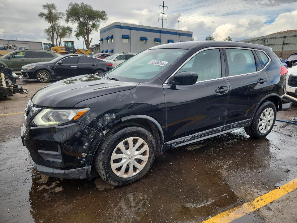 NISSAN ROGUE 2017 with VIN KNMAT2MVXHP517435 - Photo from auction
