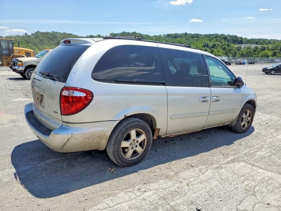 Photo 3 from auction – 2006 DODGE GRAND CARAVAN with VIN 2D4GP44LX6R654303