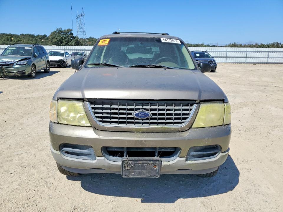 Photo 5 from auction – 2002 FORD EXPLORER with VIN 1FMZU63E72ZB18594