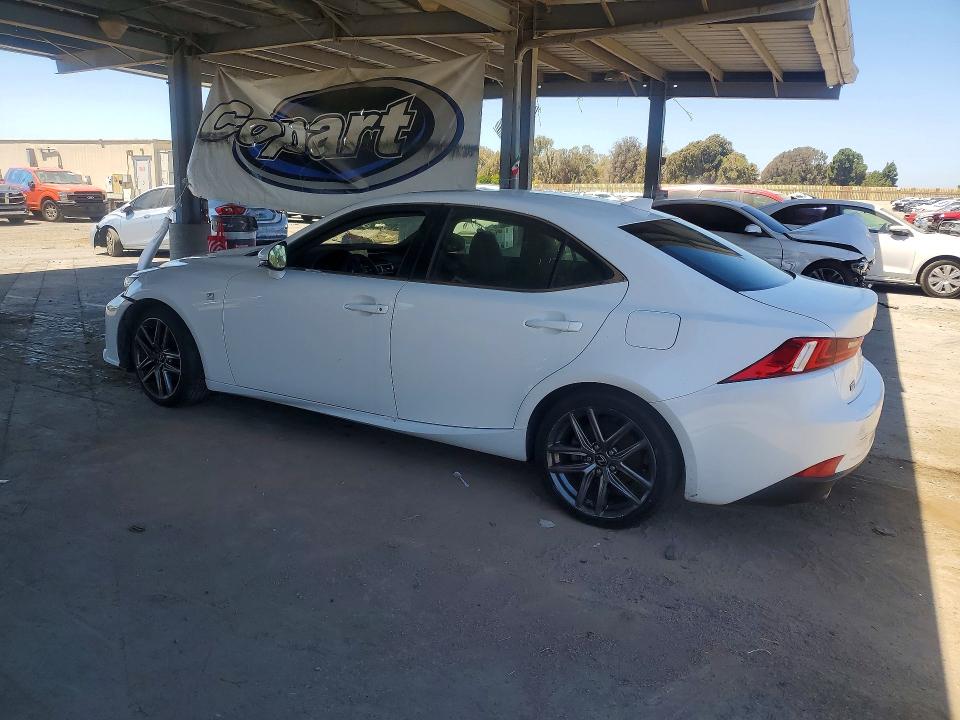 Photo 2 from auction – 2015 LEXUS IS with VIN JTHBF1D29F5080174