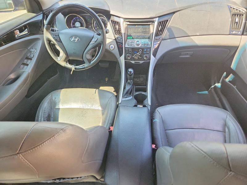 Photo 8 from auction – 2012 HYUNDAI SONATA with VIN 5NPEC4AC7CH380653
