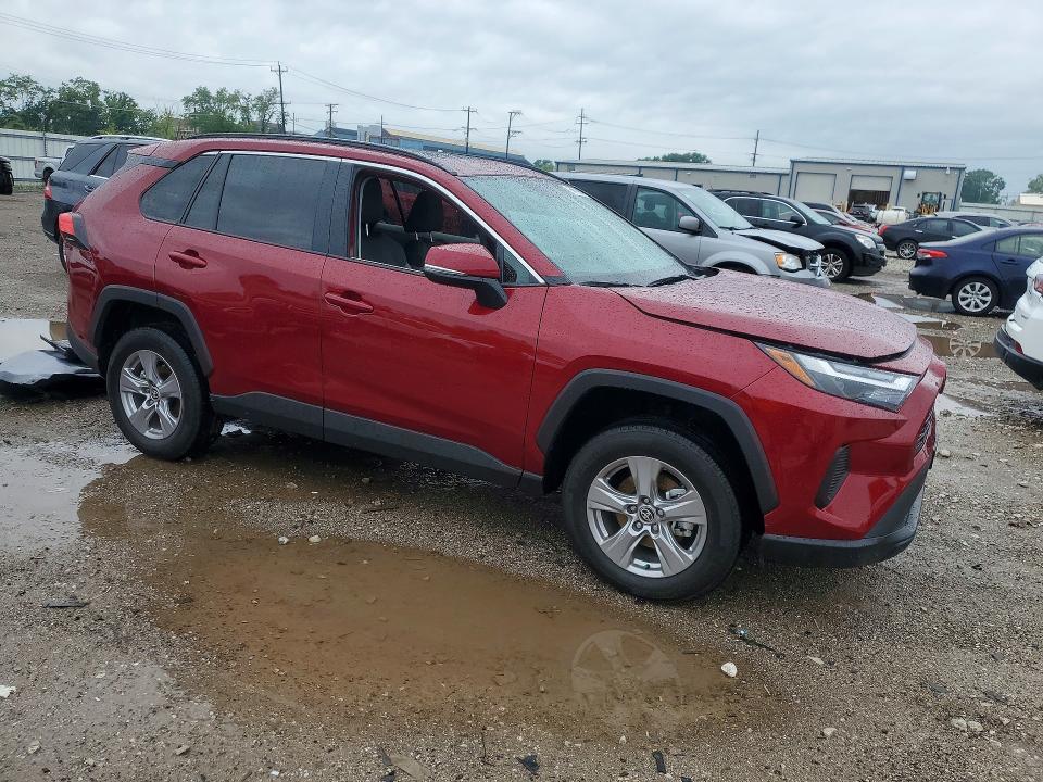 Photo 4 from auction – 2025 TOYOTA RAV4 with VIN 2T3P1RFV8SW605854