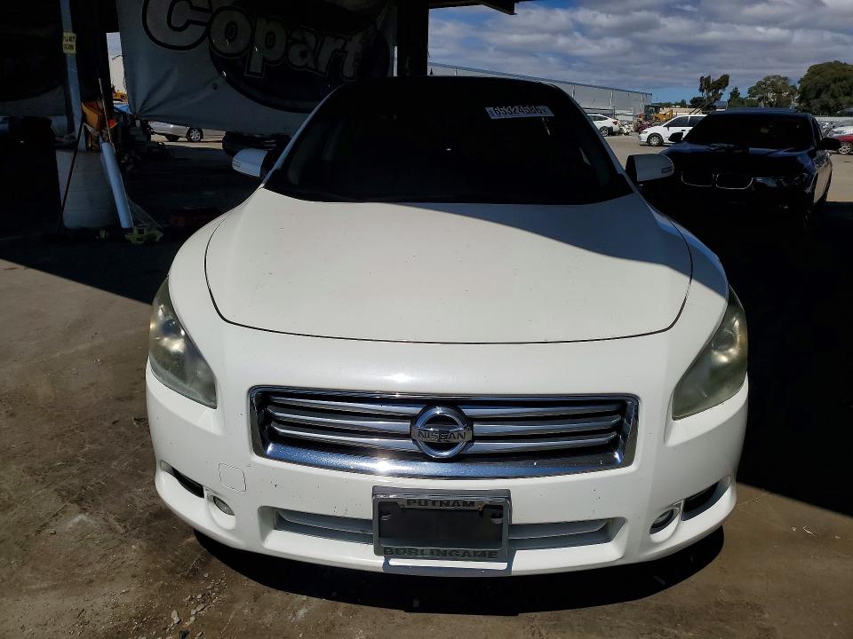 Photo 5 from auction – 2012 NISSAN MAXIMA with VIN 1N4AA5AP4CC854119