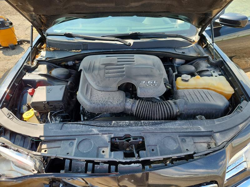 Photo 11 from auction – 2014 CHRYSLER 300 with VIN 2C3CCARG6EH255690