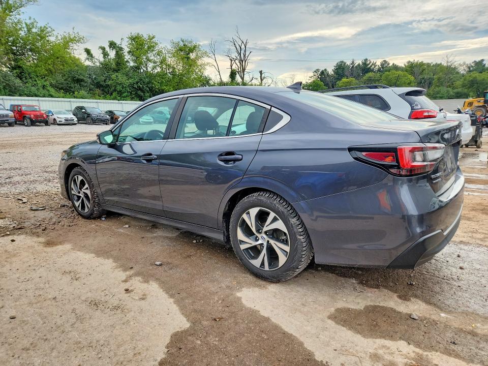 Photo 2 from auction – 2021 SUBARU LEGACY with VIN 4S3BWAF6XM3020592