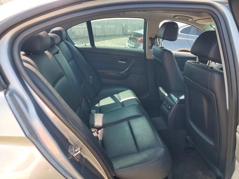 Photo 10 from auction – 2011 BMW 328I with VIN WBAPH5G56BNM81350