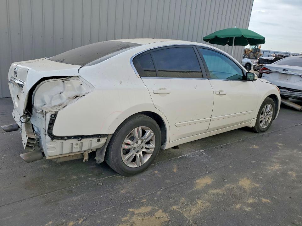 Photo 3 from auction – 2010 NISSAN ALTIMA with VIN 1N4AL2AP7AC194289