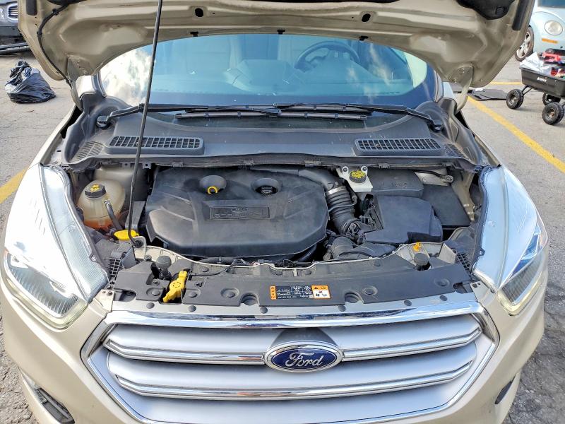 Photo 12 from auction – 2017 FORD ESCAPE with VIN 1FMCU0J92HUD07586