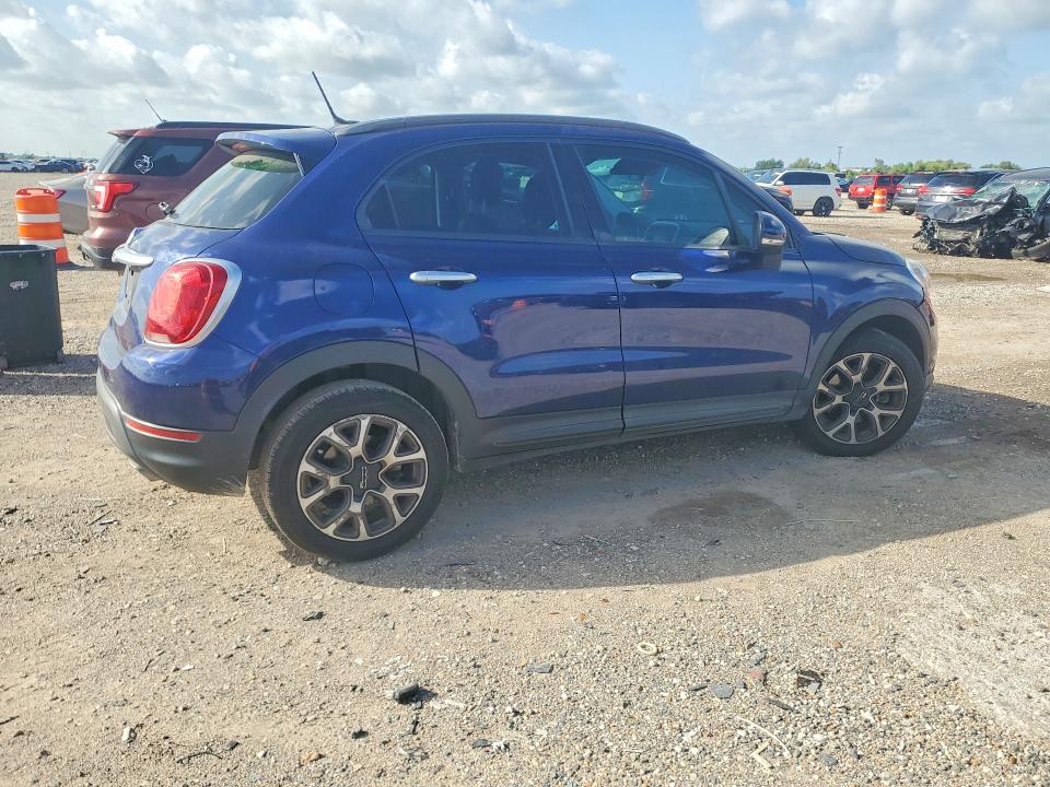 Photo 3 from auction – 2017 FIAT 500X with VIN ZFBCFXCBXHP531276