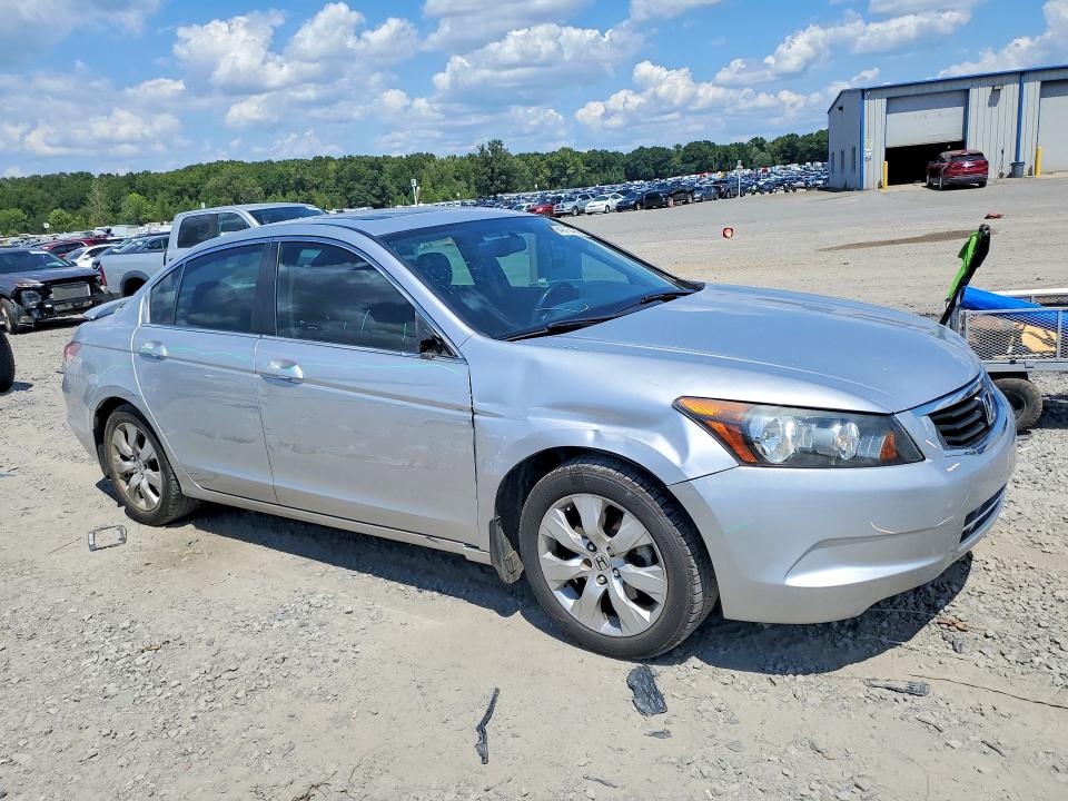 Photo 4 from auction – 2008 HONDA ACCORD with VIN JHMCP26828C078273