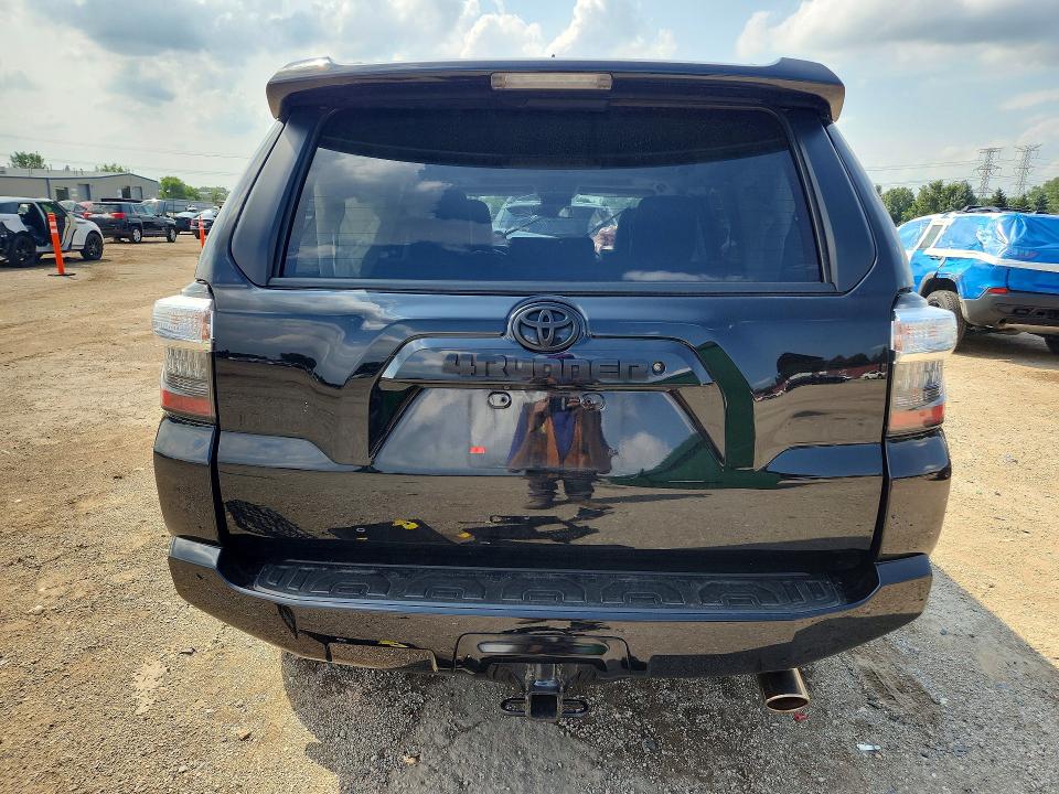 Photo 6 from auction – 2019 TOYOTA 4RUNNER with VIN JTEBU5JR0K5673282