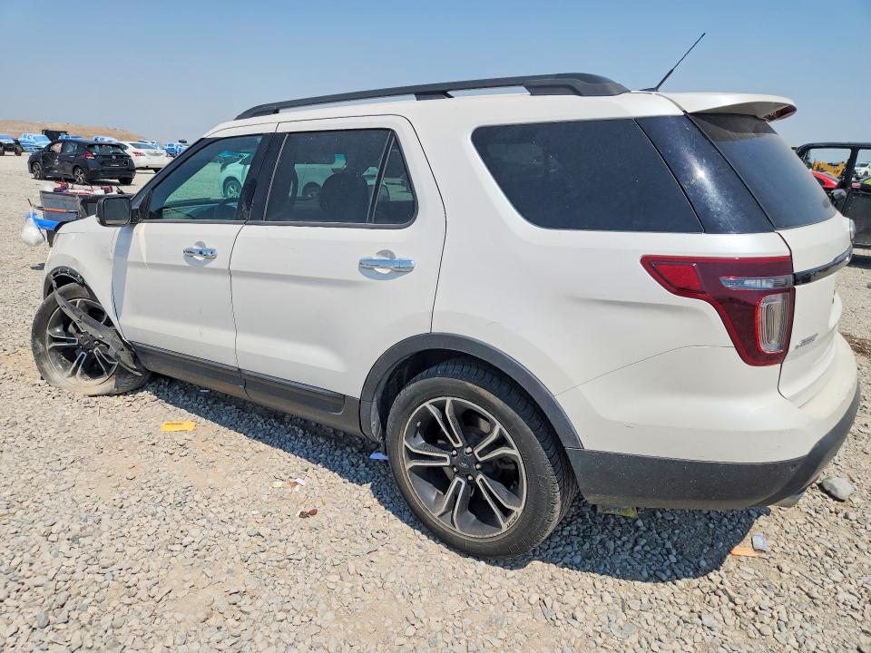 Photo 2 from auction – 2013 FORD EXPLORER with VIN 1FM5K8GT4DGC70212