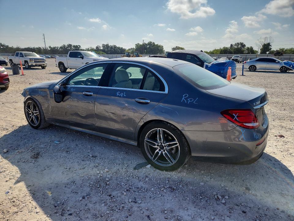 Photo 2 from auction – 2018 MERCEDES-BENZ E with VIN WDDZF4JB0JA445188