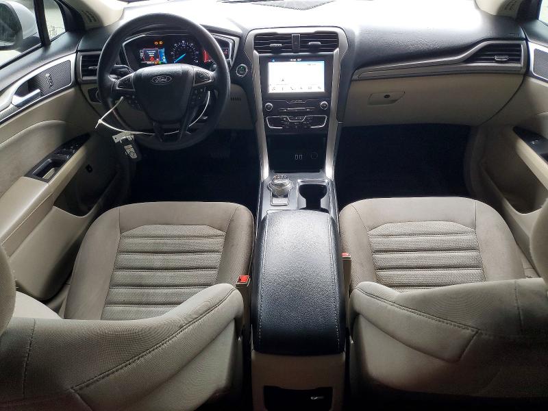 Photo 8 from auction – 2019 FORD FUSION with VIN 3FA6P0LU8KR204929