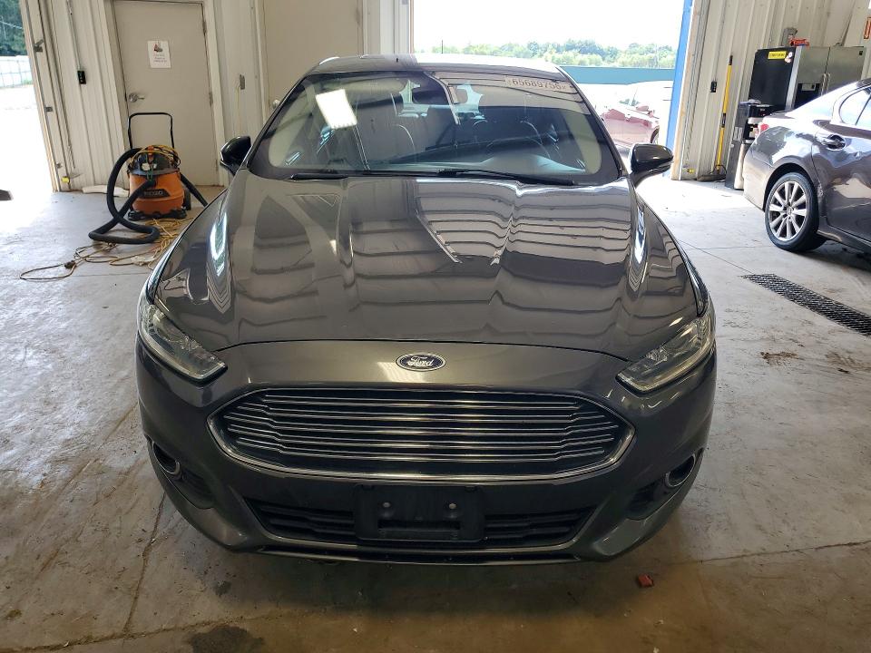 Photo 5 from auction – 2016 FORD FUSION with VIN 3FA6P0HD9GR315120