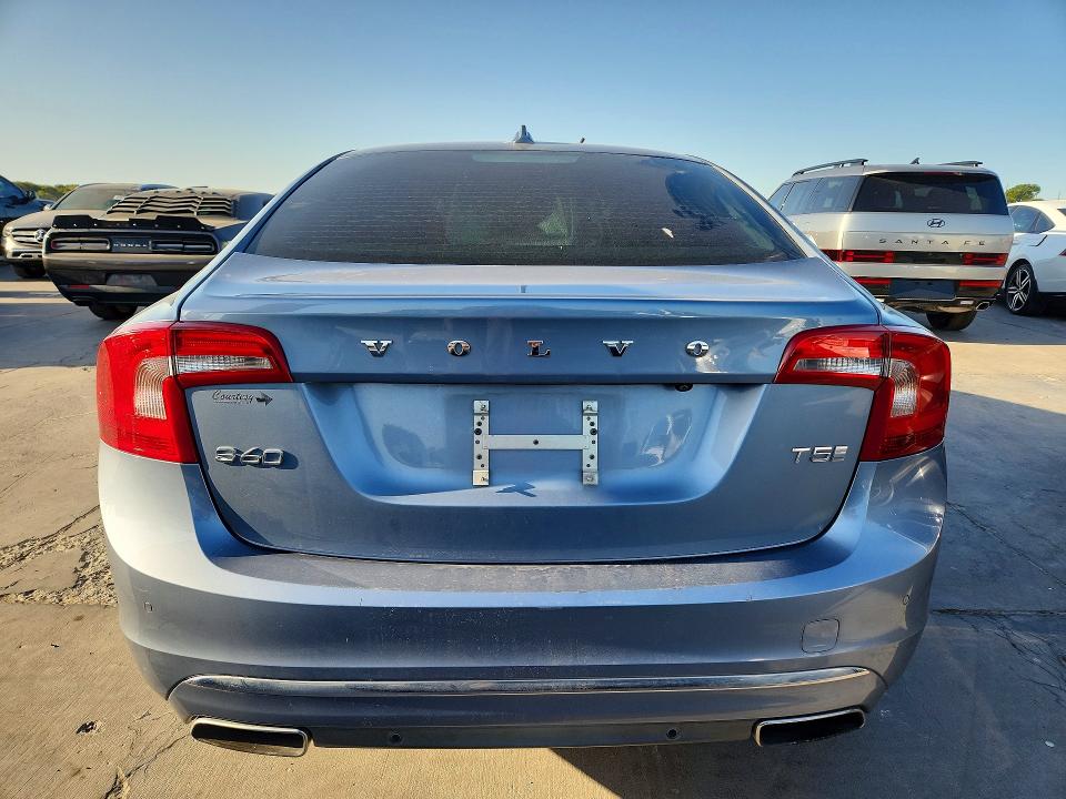 Zdjęcie 6 z aukcji – 2018 VOLVO S60 z VIN LYV402HM1JB171655