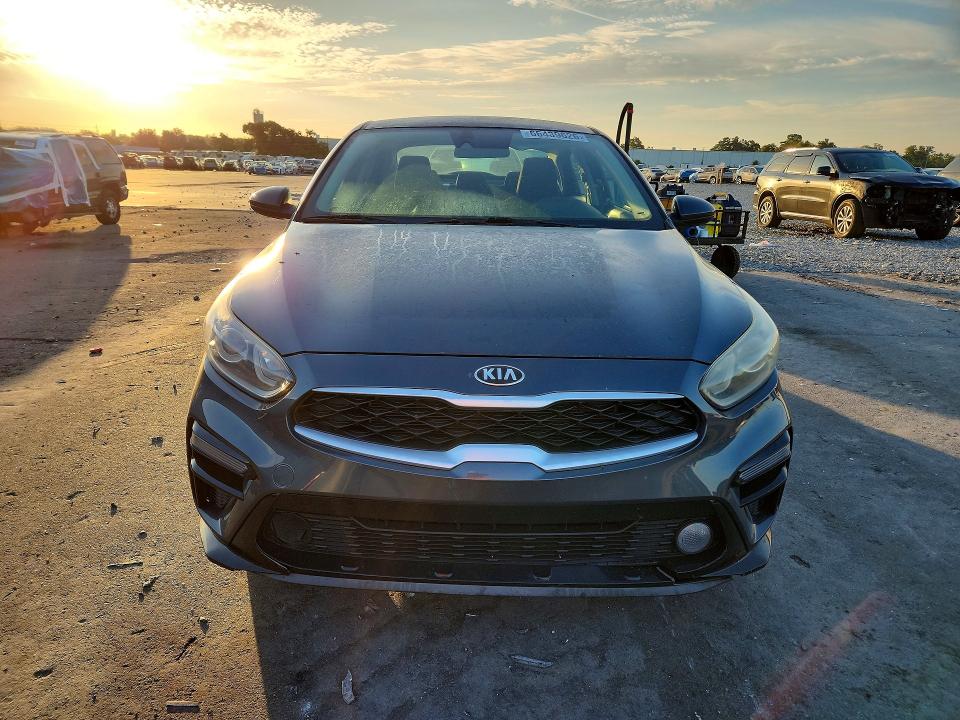 Photo 5 from auction – 2019 KIA FORTE with VIN 3KPF24AD2KE085611