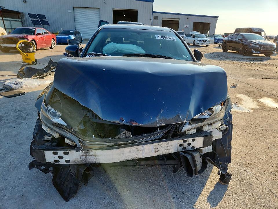 Photo 5 from auction – 2015 LEXUS GS with VIN JTHBE1BL9FA015511