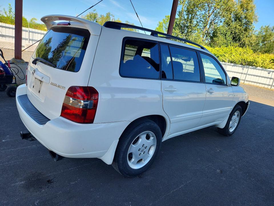 Zdjęcie 3 z aukcji – 2004 TOYOTA HIGHLANDER z VIN JTEEP21A240038108