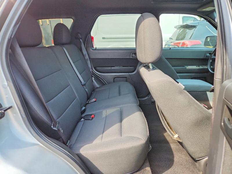 Photo 11 from auction – 2010 FORD ESCAPE with VIN 1FMCU9DG9AKB60912