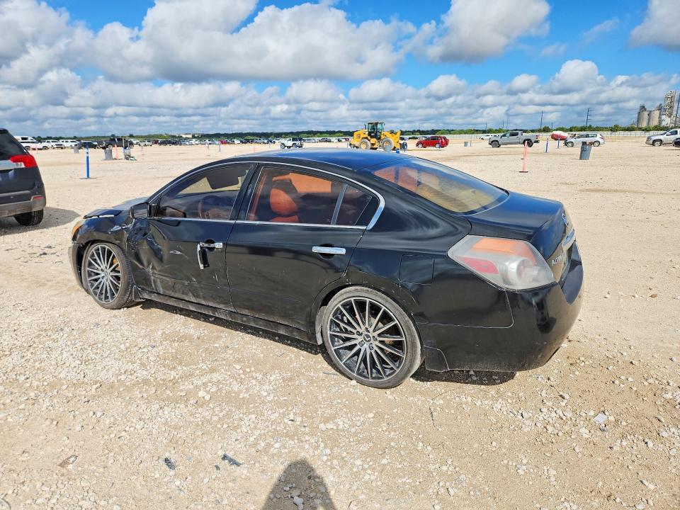 Photo 2 from auction – 2010 NISSAN ALTIMA with VIN 1N4AL2AP9AN519822