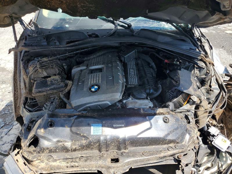Photo 11 from auction – 2007 BMW 530 with VIN WBANF73527CU28601