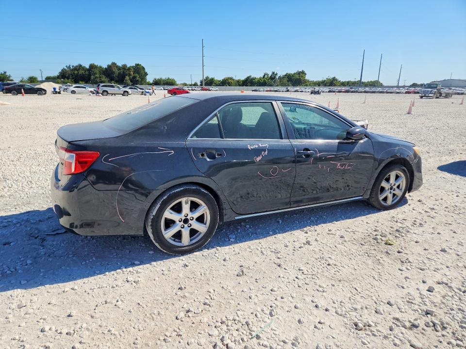 Photo 3 from auction – 2012 TOYOTA CAMRY with VIN 4T1BF1FK1CU037704