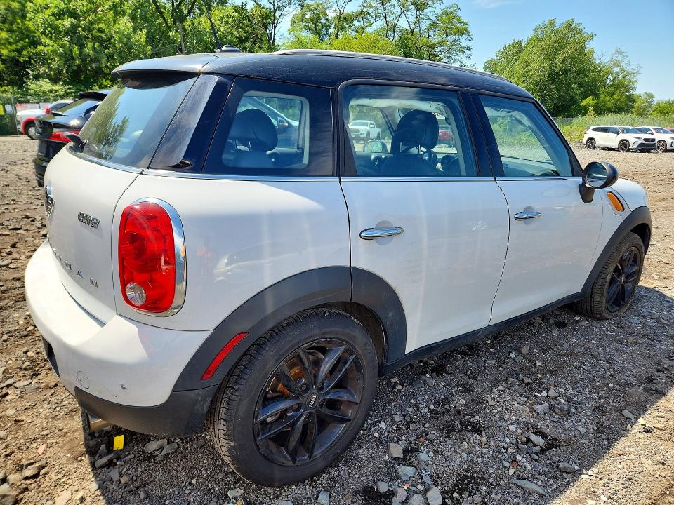 Foto 3 de la subasta – 2016 MINI COOPER con VIN WMWZB3C56GWR48885