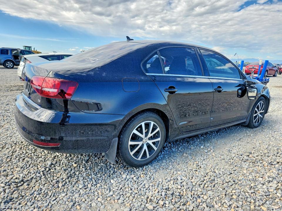 Photo 3 from auction – 2017 VOLKSWAGEN JETTA with VIN 3VWDB7AJ1HM349444