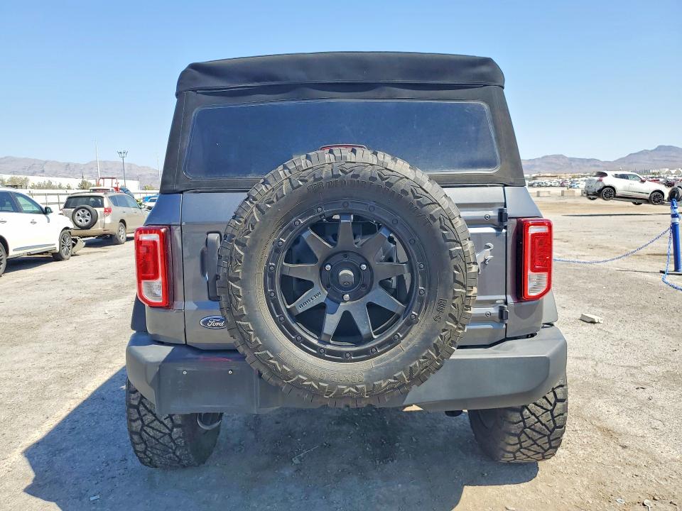 Photo 6 from auction – 2022 FORD BRONCO with VIN 1FMDE5BH5NLA80674
