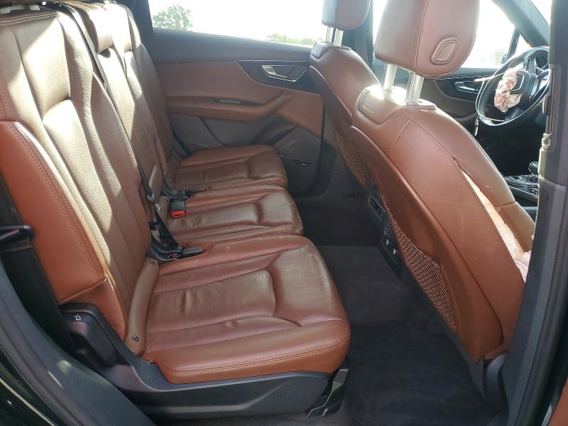 Photo 11 from auction – 2019 AUDI Q7 with VIN WA1LAAF7XKD036711