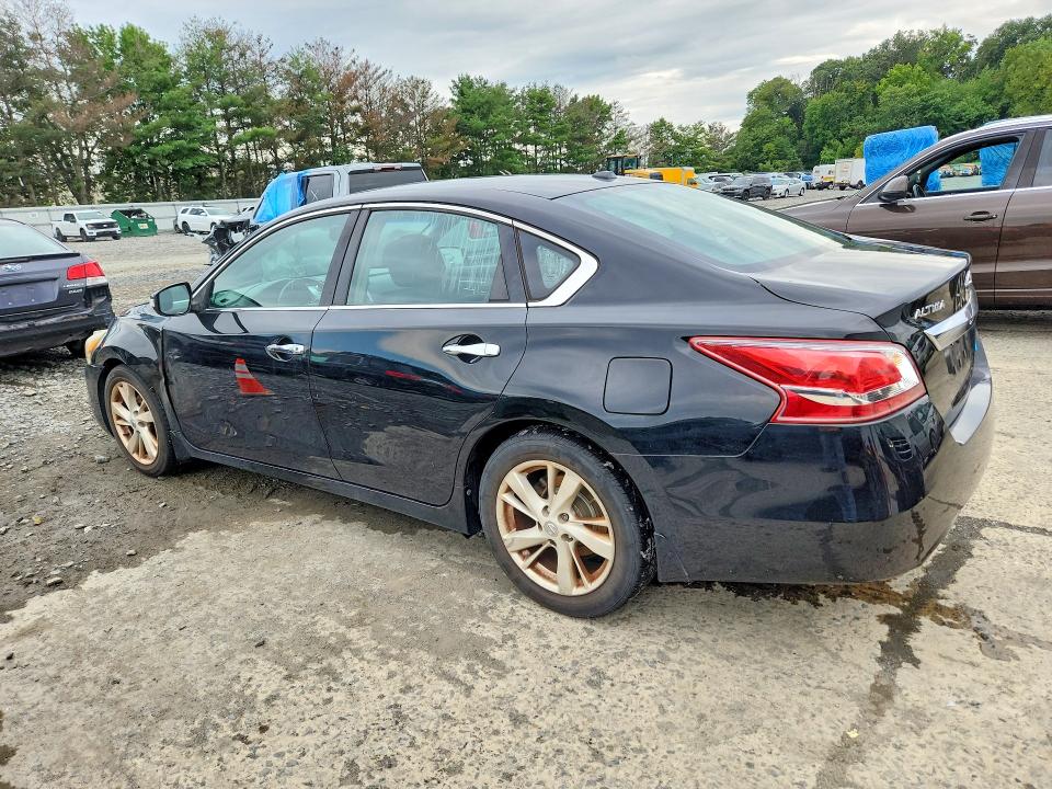 Photo 2 from auction – 2013 NISSAN ALTIMA with VIN 1N4AL3AP8DN487441